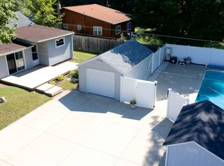 201 Tipperary St, Michigan Center, MI 49254