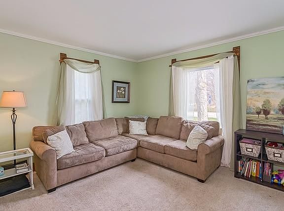 2nd image of 731 E Michigan Ave