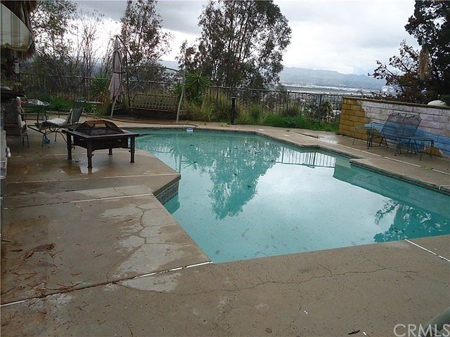2nd image of 4065 E 28th St