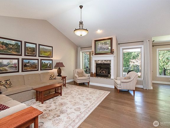 5th image of 74 Shauna Place