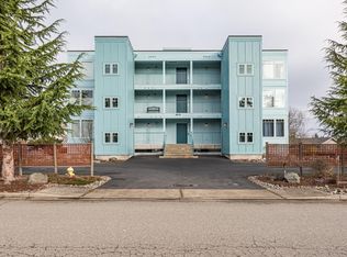 1809 Melody Ln, Pt Angeles, WA