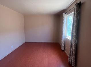 1111 Berkeley Ave, Menlo Park, CA 94025