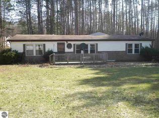 15035 18 Mile Rd, Leroy, MI 49655