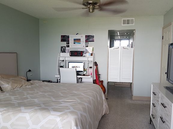 2nd image of 1501 NE Miami Gardens Dr APT 239