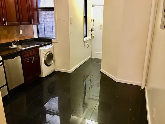 Rented by Corcoran | media 25