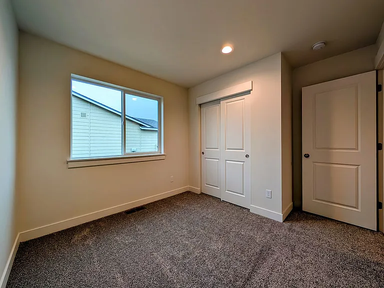 319 S Nevada Ave — Photo 17