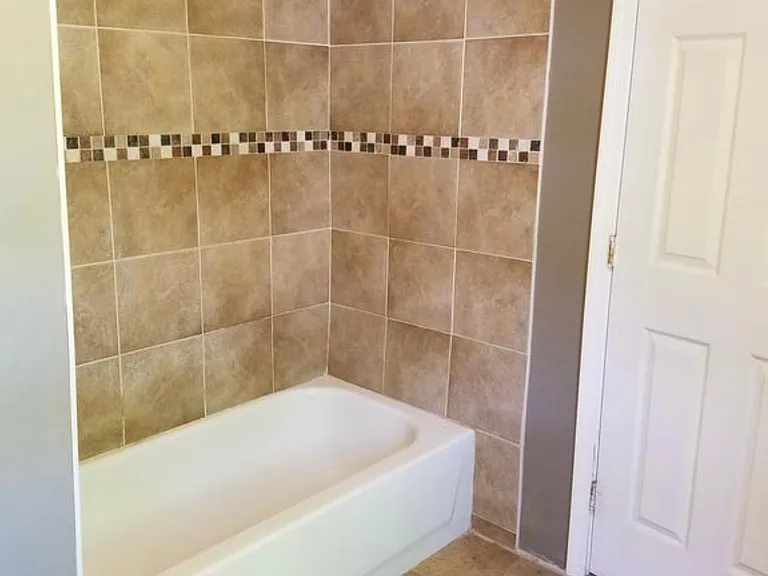 167 Arcadia Cir NW — Photo 3