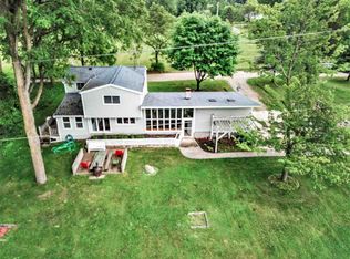 8358 Turner Rd, Fenton, MI 48430