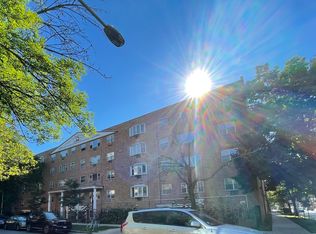 5920 N Kenmore Ave APT 203, Chicago, IL 60660