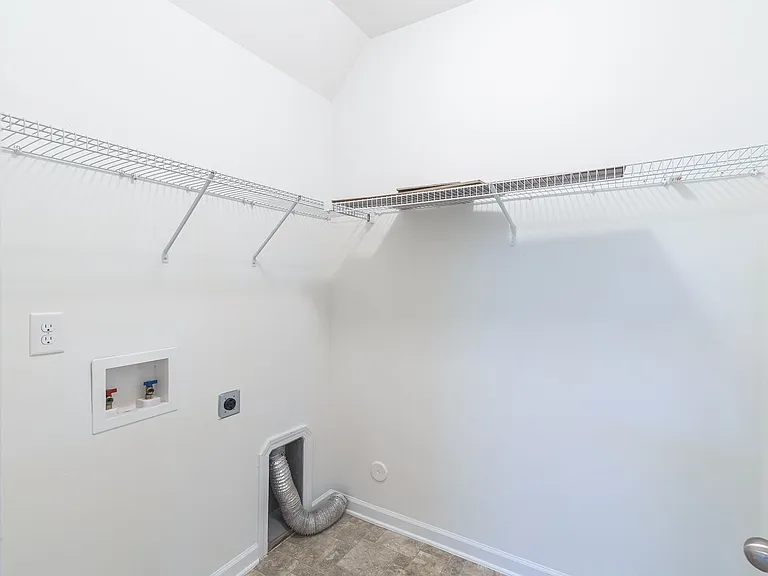 5907 Landerwood Dr — Photo 12