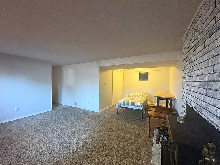 7152 Xavier Way — Photo 14