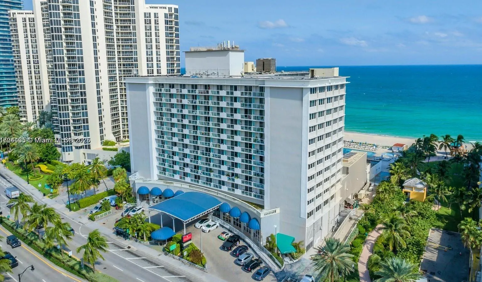 The Aventura Beach Club C — Photo 1