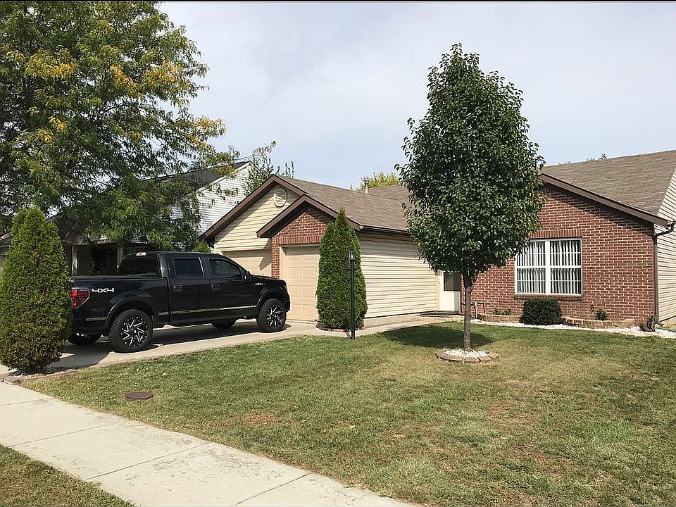 1st image of 4919 Falcon Grove Dr