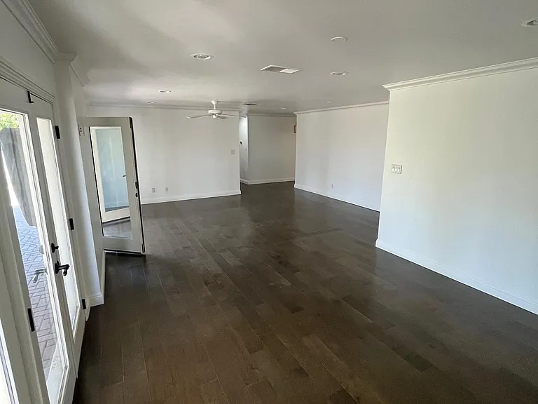 8256 E Monte Vista Rd — Photo 21