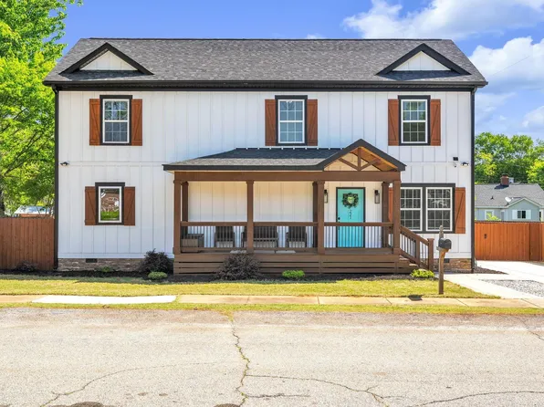221 3rd Ave, Greenville, SC 29609