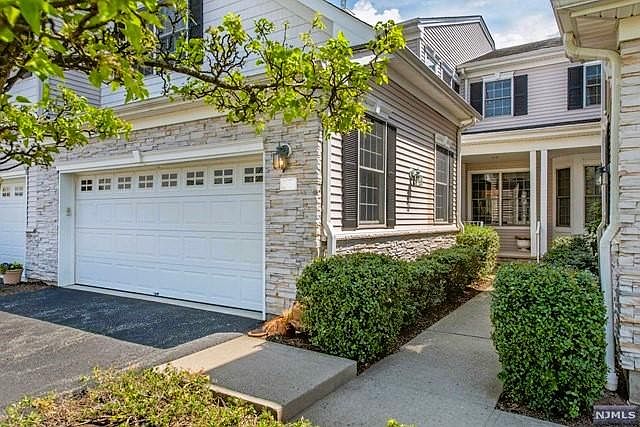 1st image of 78 Schweinberg Dr