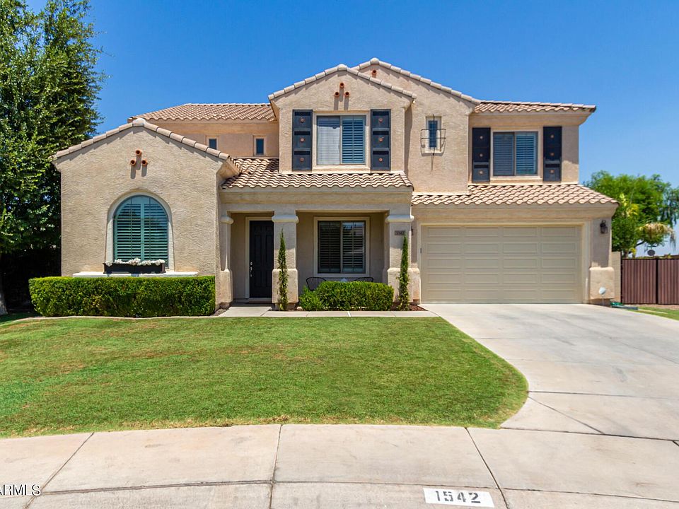 1st image of 1542 E Bluebird Ct