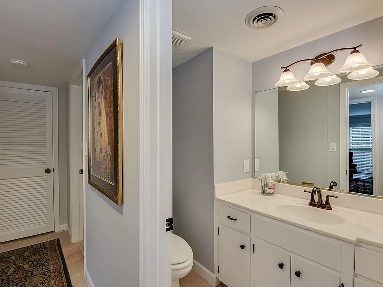 324 Laurens St SW #B — Photo 16