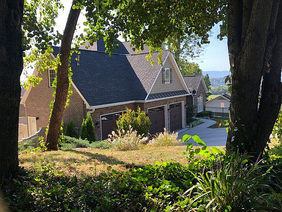 5th image of 2225 Granite Ct