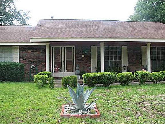 2nd image of 421 Walda Dr