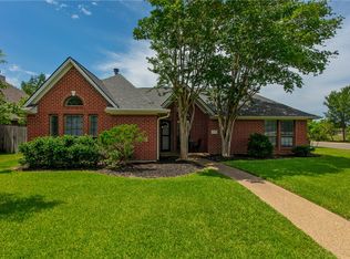 3900 Puffin Way, College Station, TX 77845