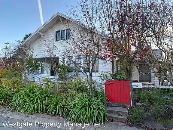 2nd image of 800 B St