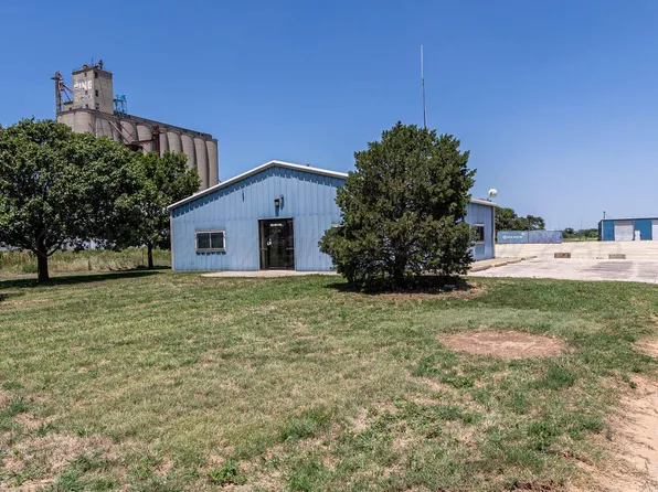 301 SE 46th Ave, Amarillo, TX 79118