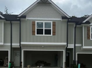 6364 Pine Station Dr, Lula, GA 30554