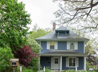 631 40th St, Des Moines, IA 50312
