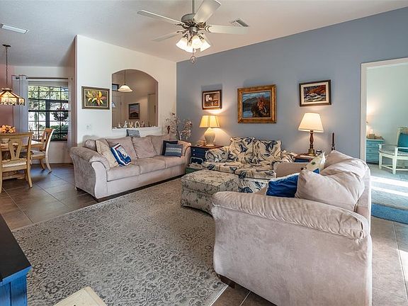 4th image of 15969 SW 14th Avenue Rd