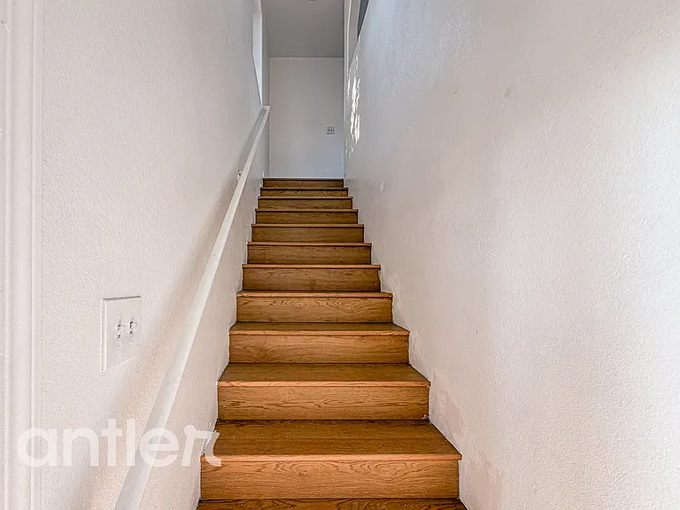 7689 S Main St #M1 — Photo 11