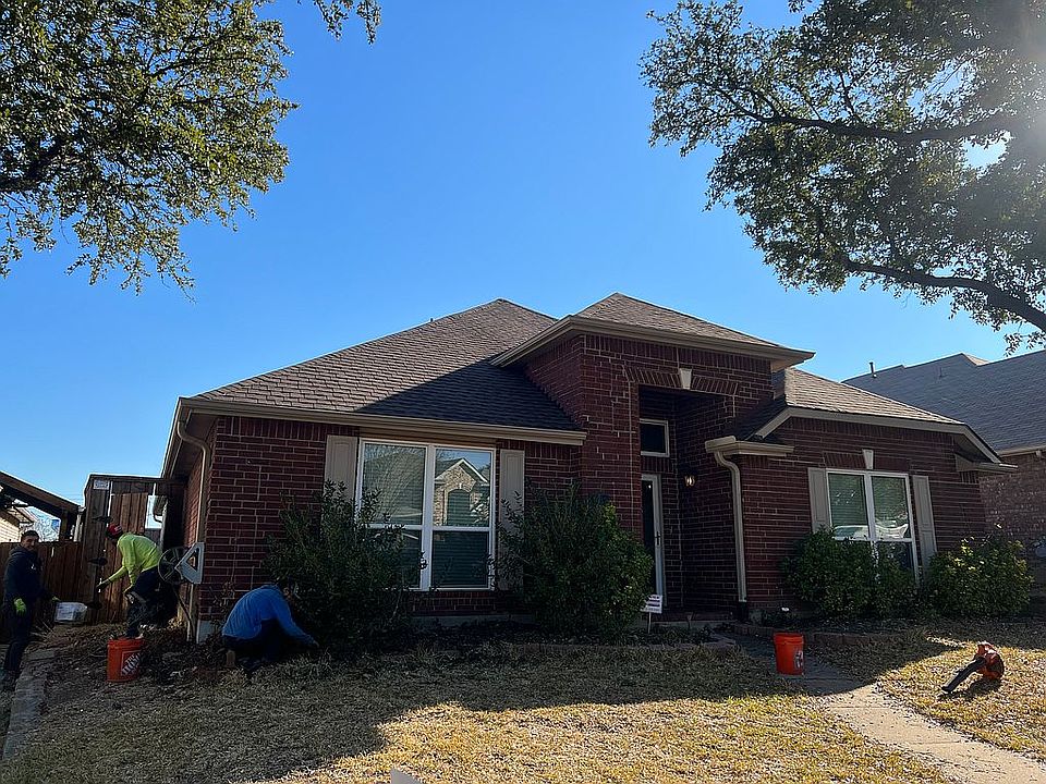 1st image of 1732 Blackstone Dr