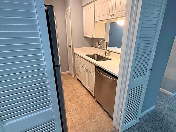 5th image of 4845 Cedar Springs Rd #174