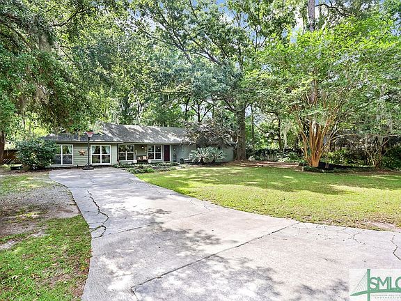 3rd image of 122 Warnell Drive