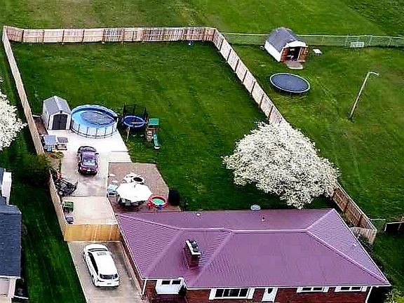 4th image of 308 Seaton Dr