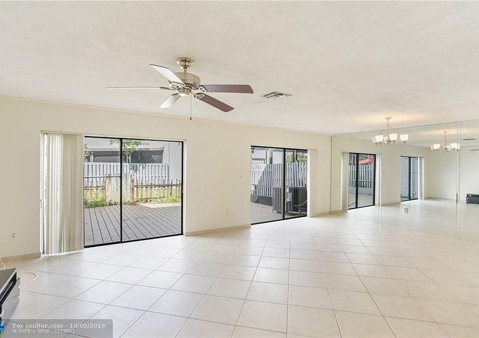 2nd image of 4119 NW 79th Avenue #4119