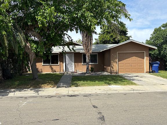 2nd image of 419 Cinnamon Ln