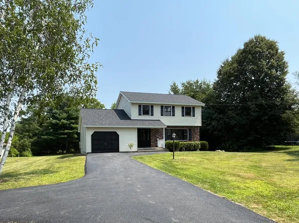 612 Swaggertown Road, Schenectady, NY 12302