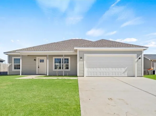 211 S Devin St, Lone Jack, MO 64070