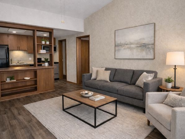 903 Swanbrook Dr #903