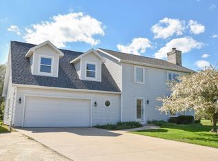 511 Cheyenne AVENUE, Grafton, WI 53024