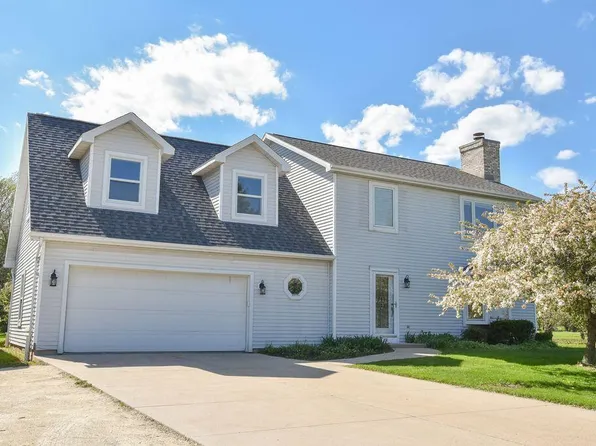511 Cheyenne AVENUE, Grafton, WI 53024