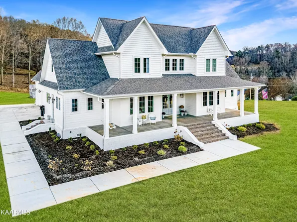 130 Hendren Ln, Clinton, TN 37716