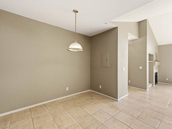4th image of 14353 E 1st Dr Unit 303