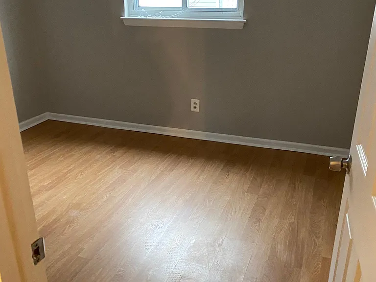 900 E Ocean View Ave — Photo 3