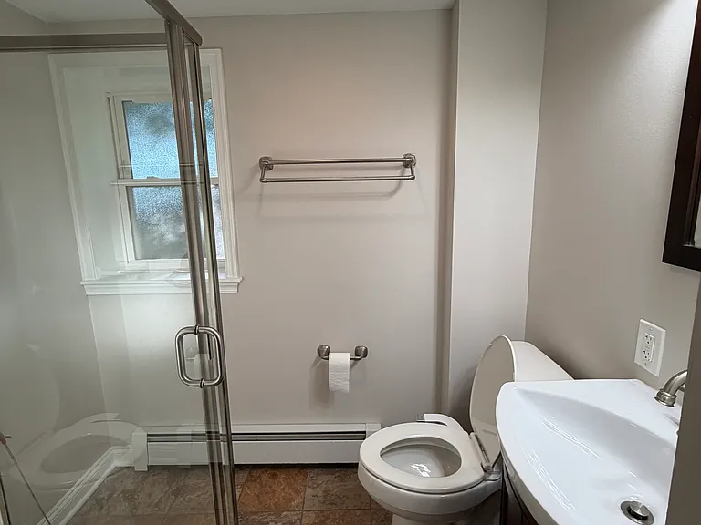 254 Sloan Ave — Photo 10