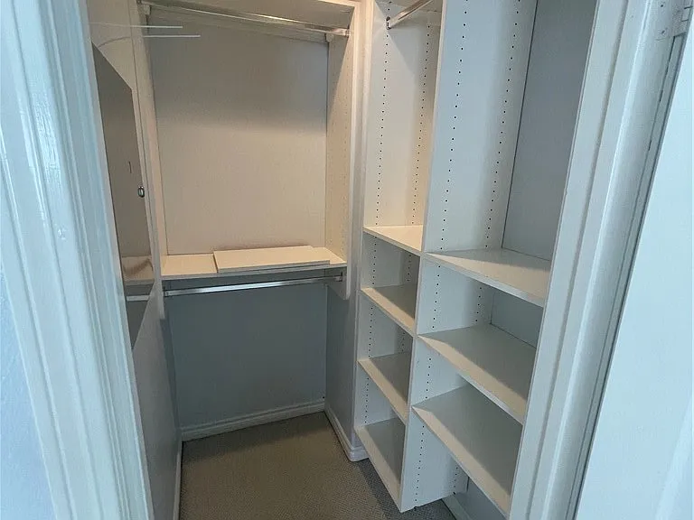 413 N Elena Ave #C — Photo 32