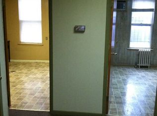 2239 33rd St, Astoria, NY 11105