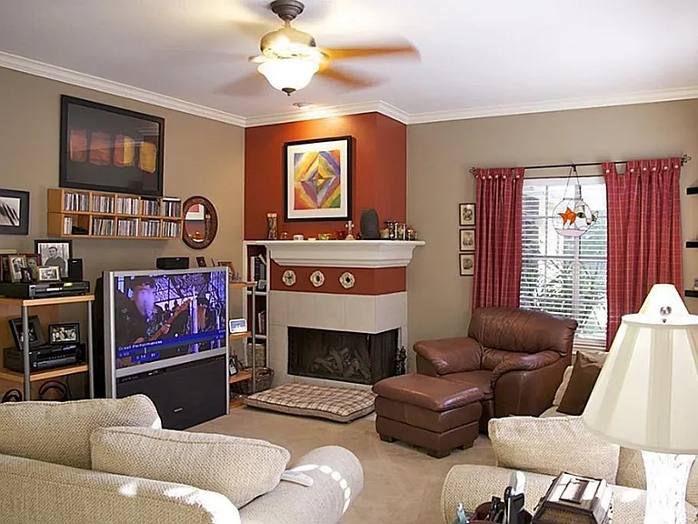 14518 Fair Knoll Way — Photo 2