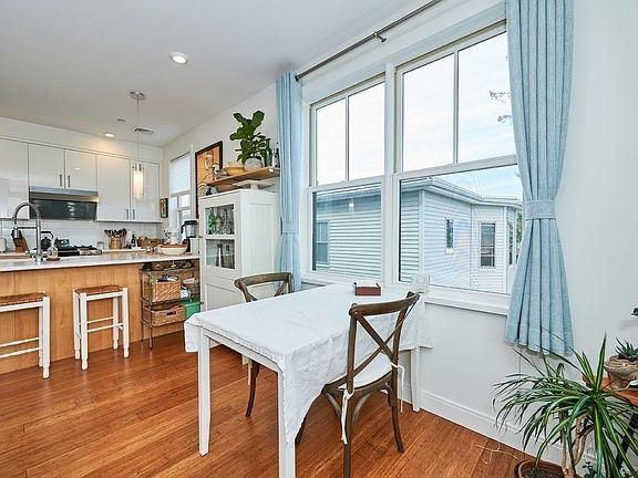 3rd image of 290 Highland Ave #3A